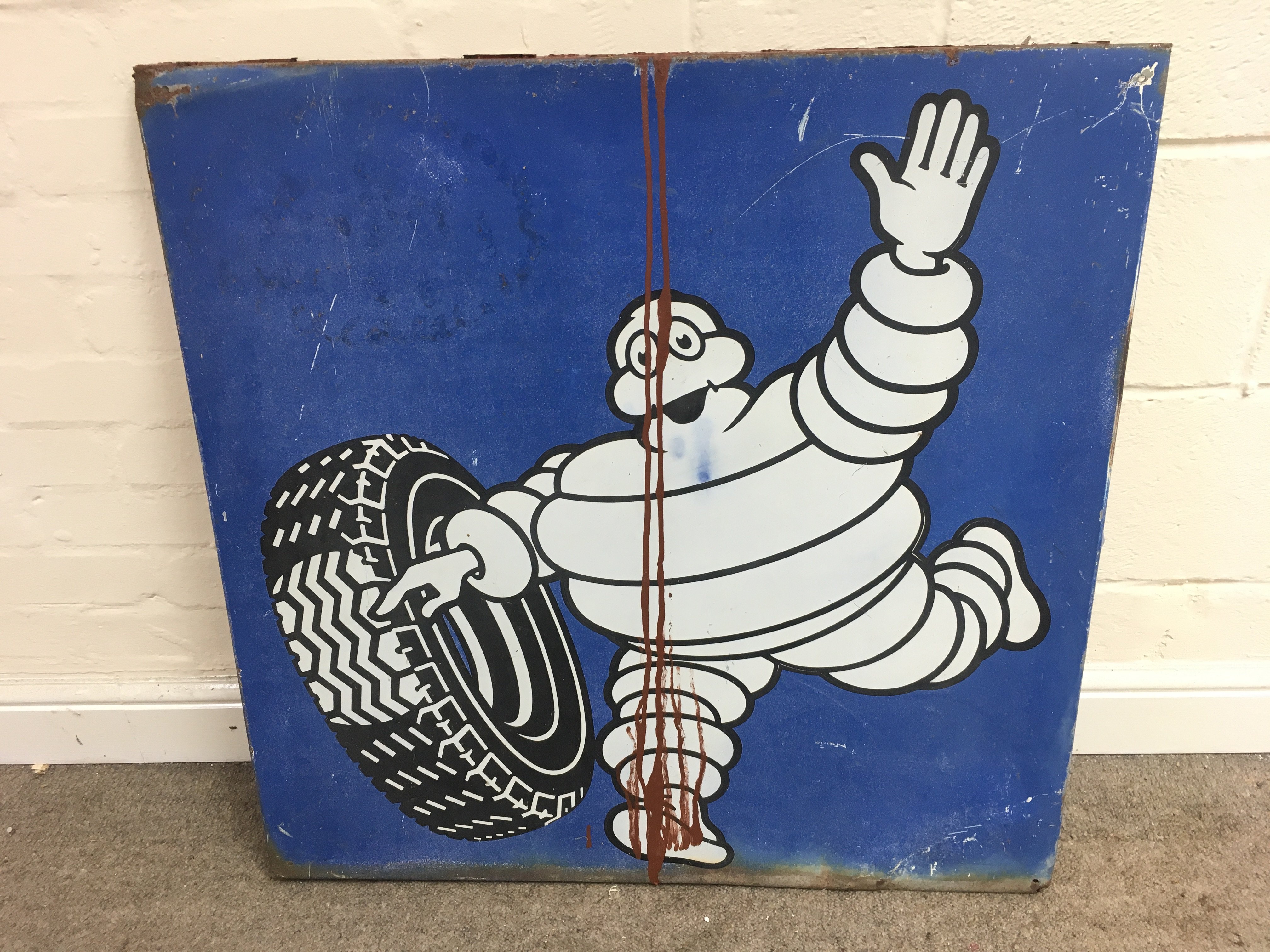 Michelin advertising metal sign. 31 x 31 approximately