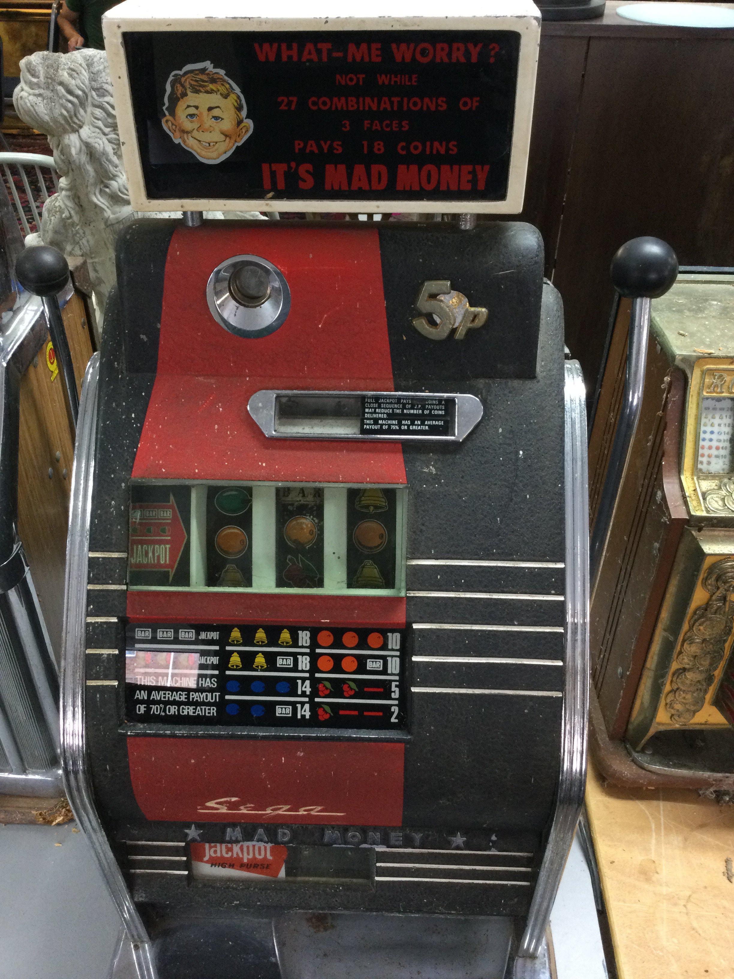 Sega 1960s One Armed Bandit - Mad Money 32 x 16 x 17 inches approximately