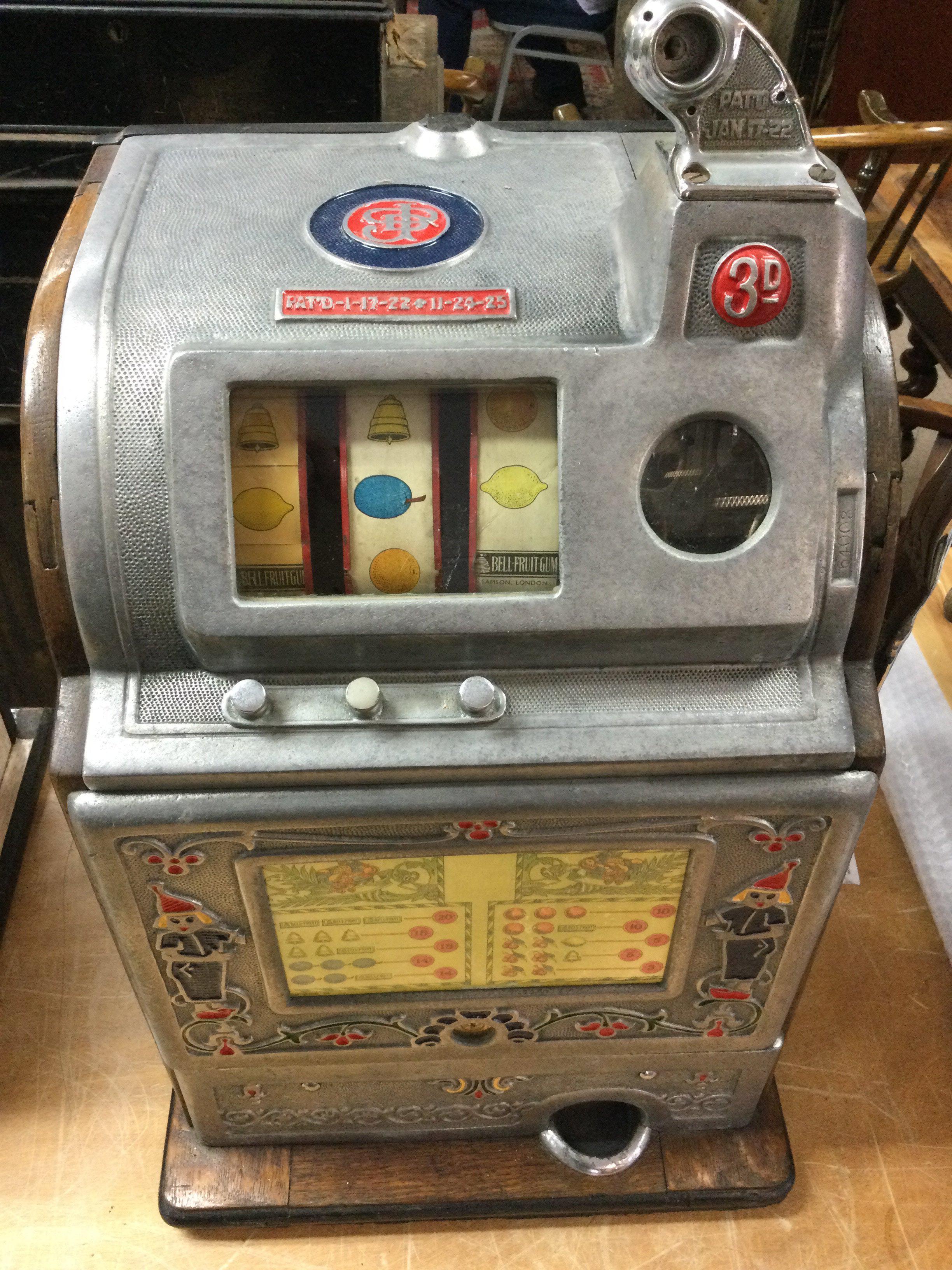 JENNINGS DUTCH BOY VINTAGE SLOT MACHINE 15 x 14 x 26 inches approximately