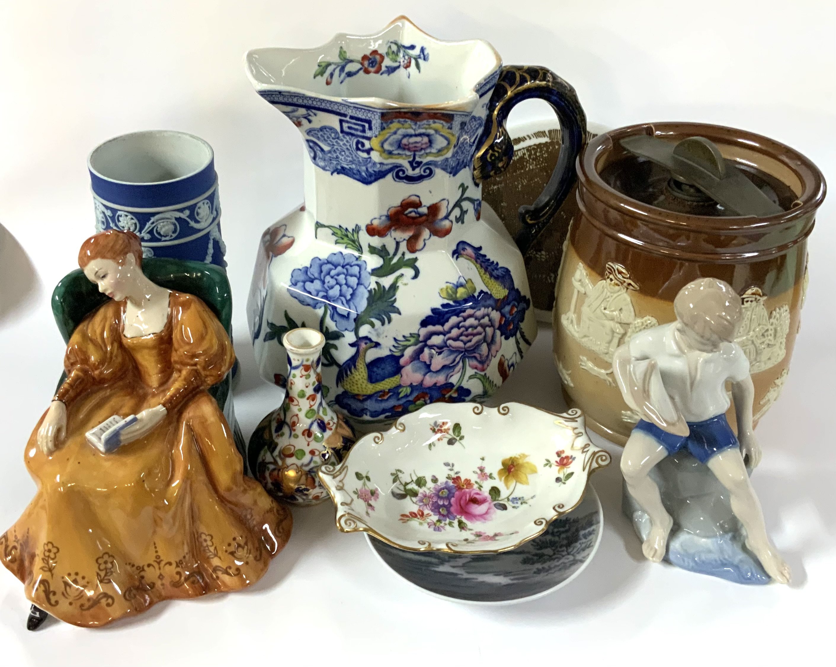 A mixed lot of Collectables ceramics to include Masons, Royal Doulton, Derby, Wedgewood etc.