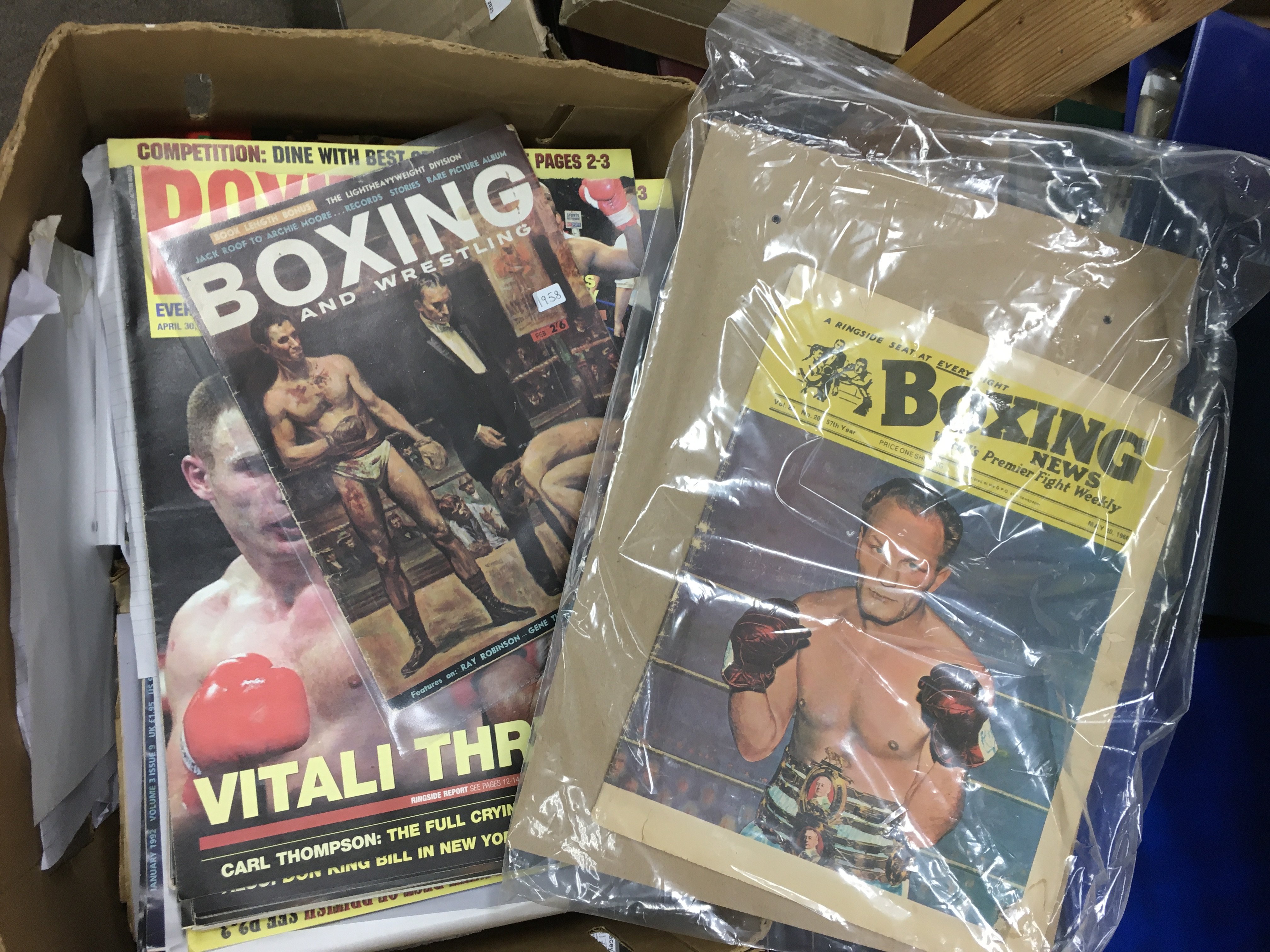 A collection of boxing ephemera comprising various magazines and publications. Shipping category D.