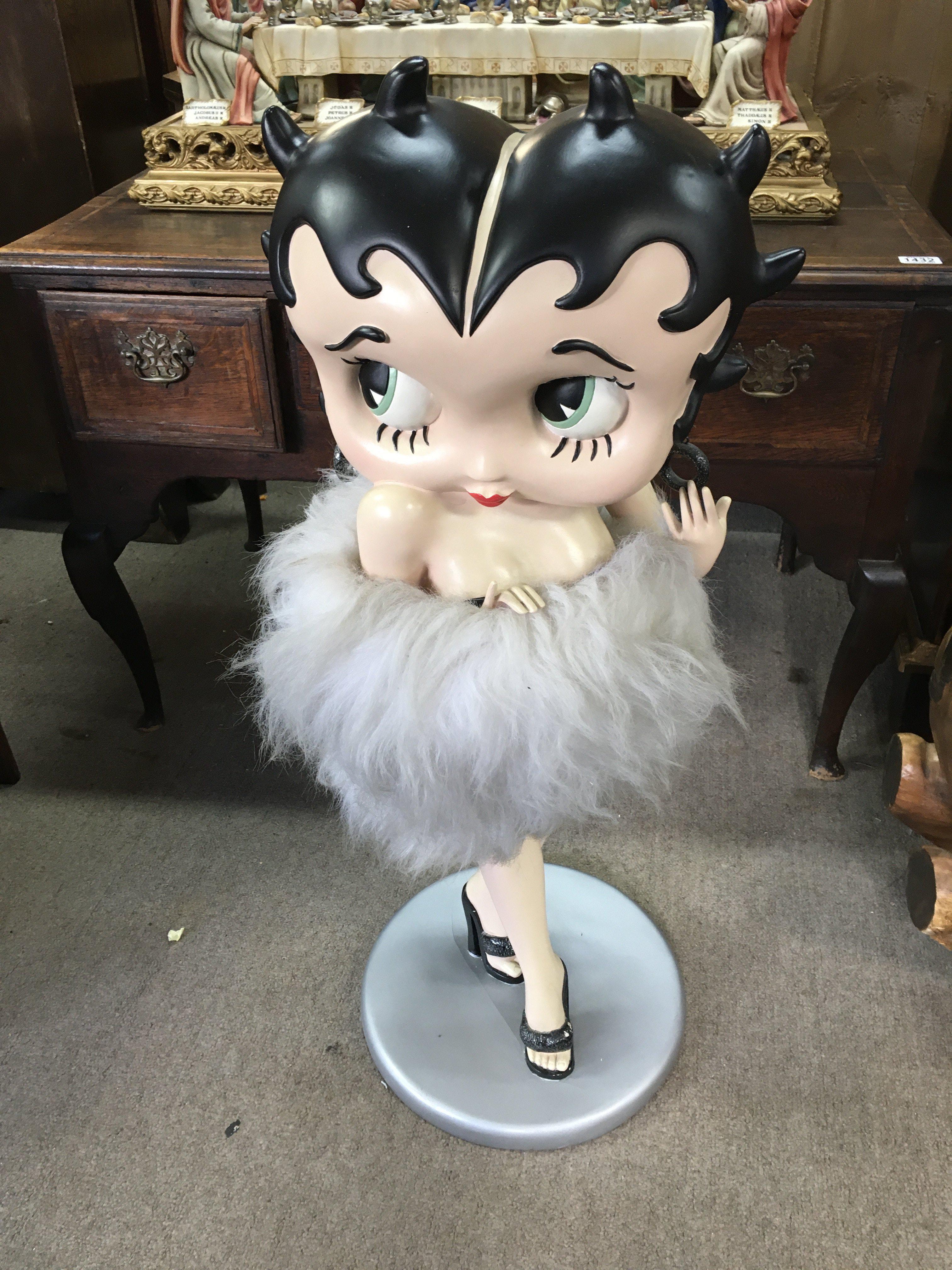 A large Bettie Boop figure. Approx height 97cm.