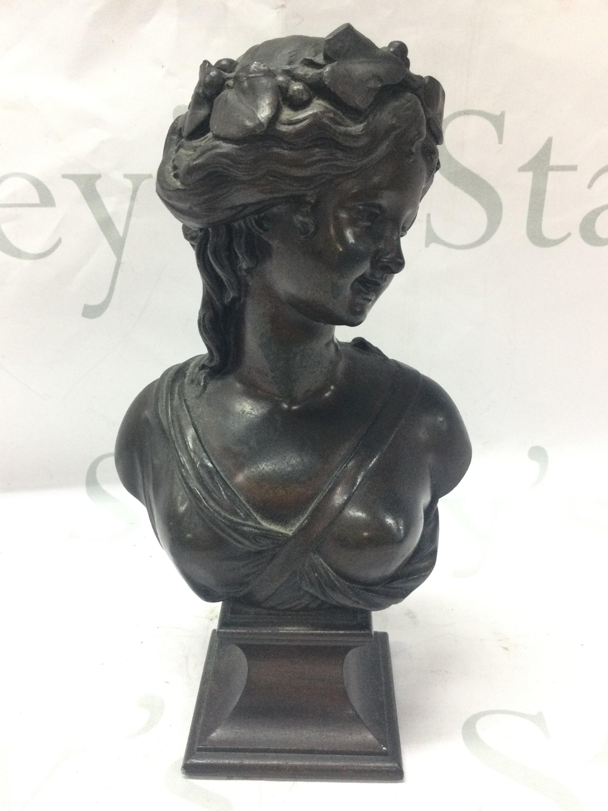 A bronze bust of a lady signed LOUIS VALENTINE ELIAS ROBERT. 23Cm tall. Postage category B