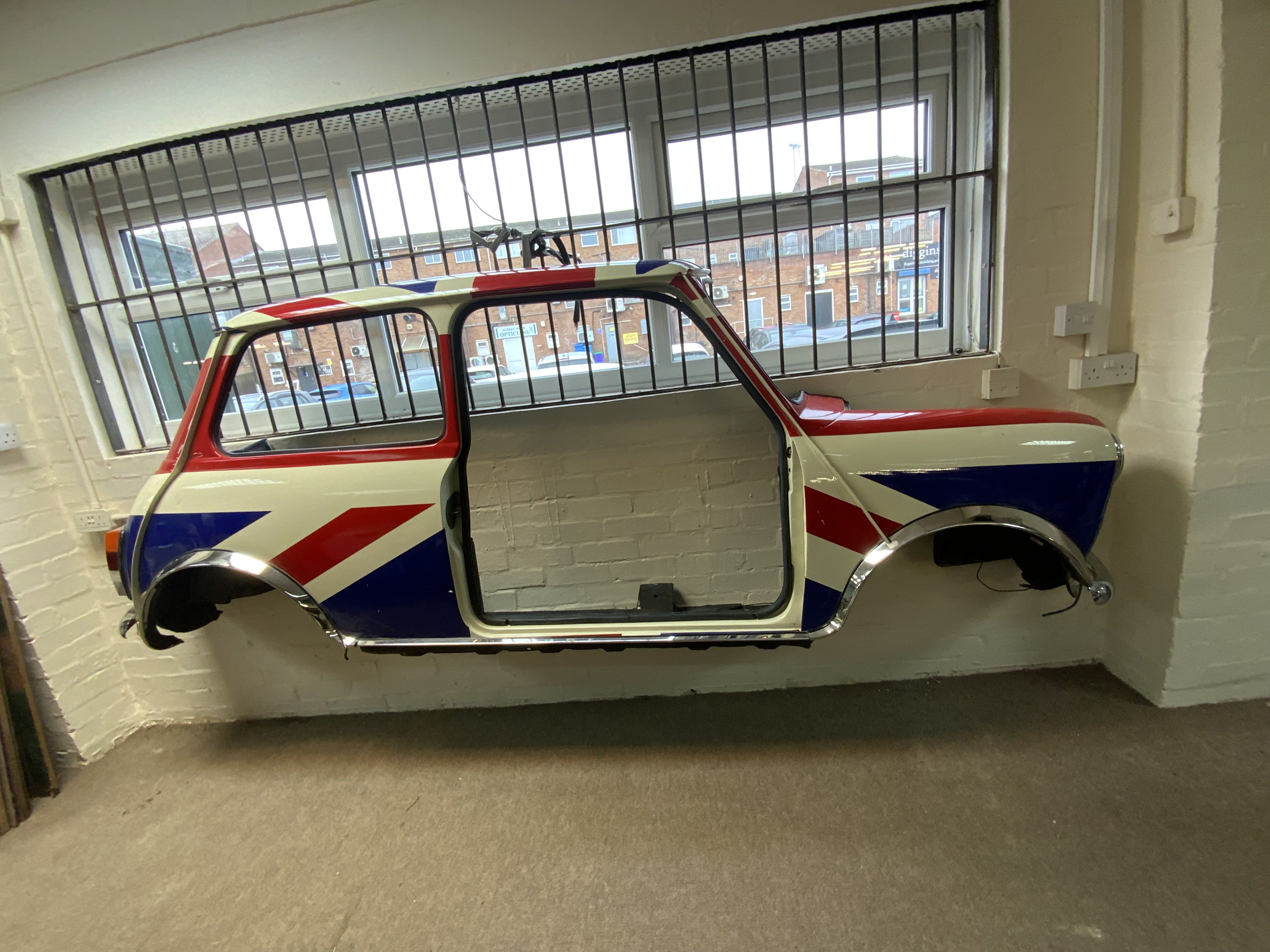Union Jack Mini, A cut down mini approx 30cm deep with Union Jack design, chrome number sections.