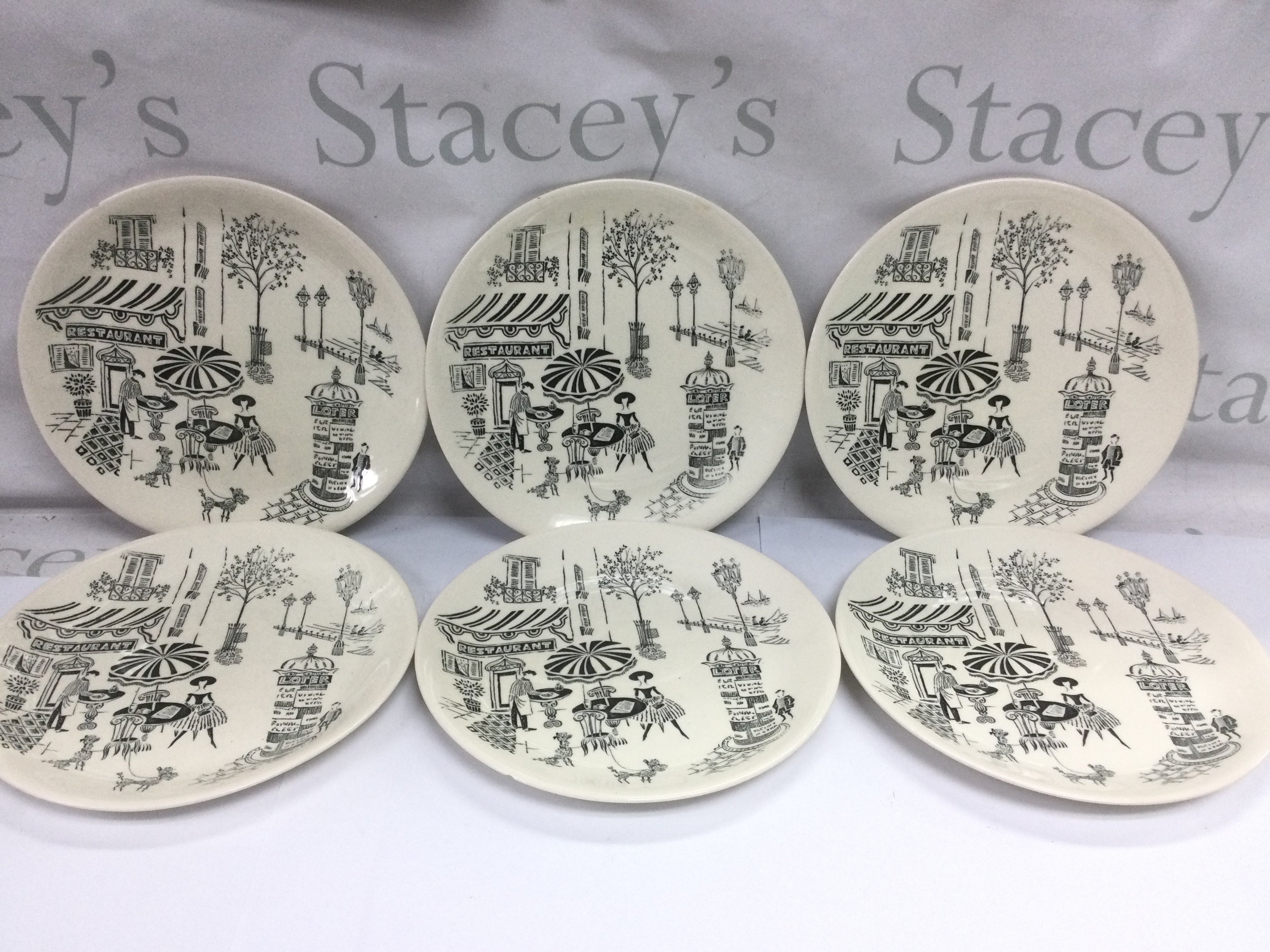 Six 1950s Parisienne plates, approx diameter 25cm. Shipping category D.