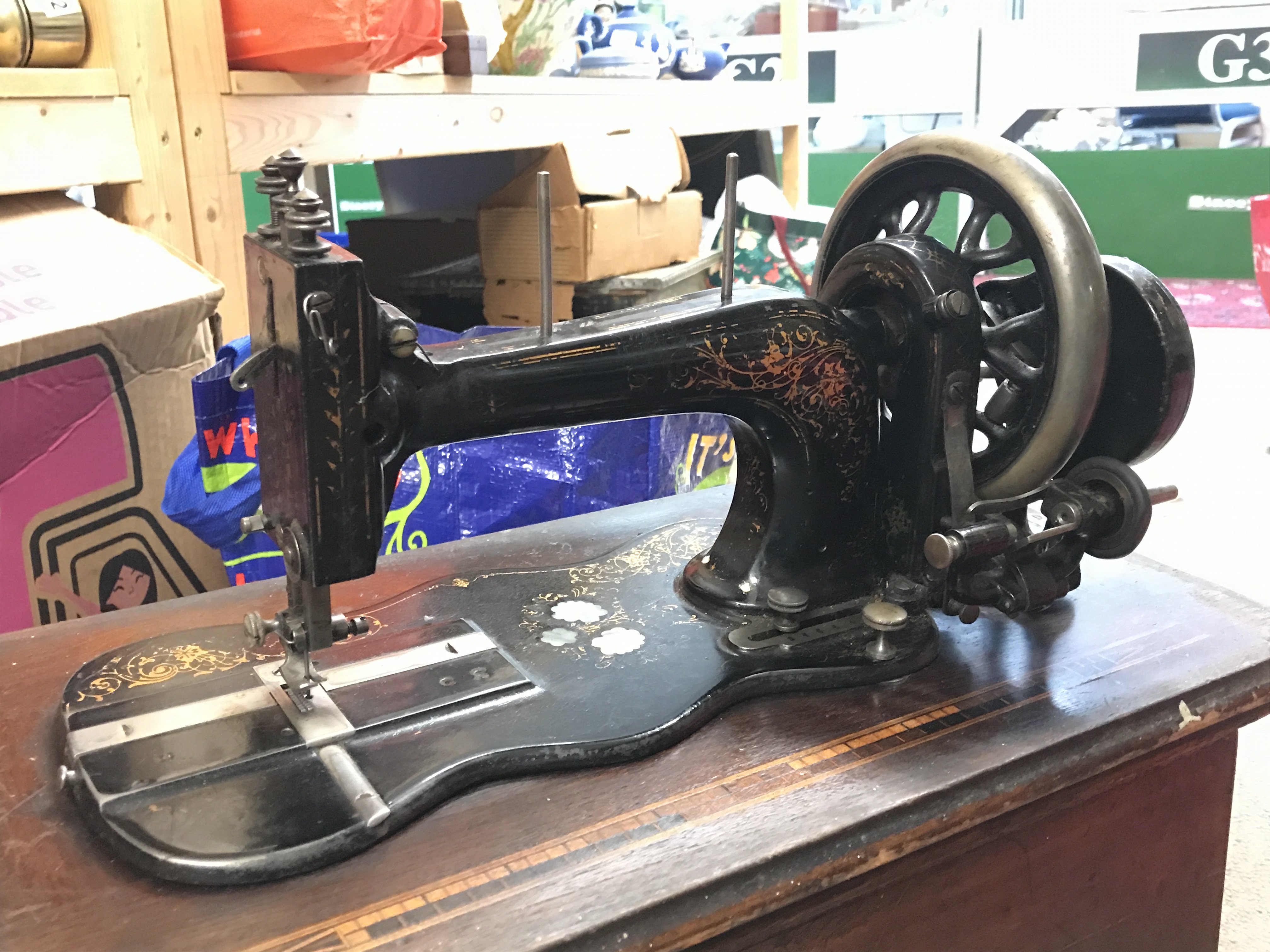 Vintage sewing machine- NO RESERVE