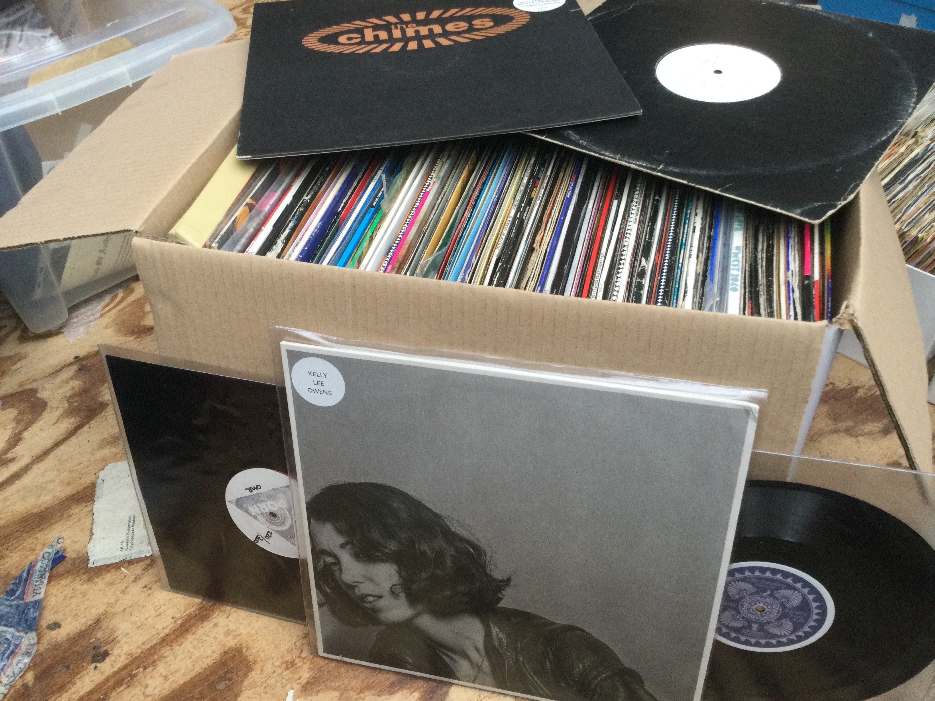 A box of dance and electro LPs, 12" and 10" singles and EPs by various artists including Kelly Lee Owens, CJ Bolland, Moby and many more. Incudes some limited editions and coloured vinyl.