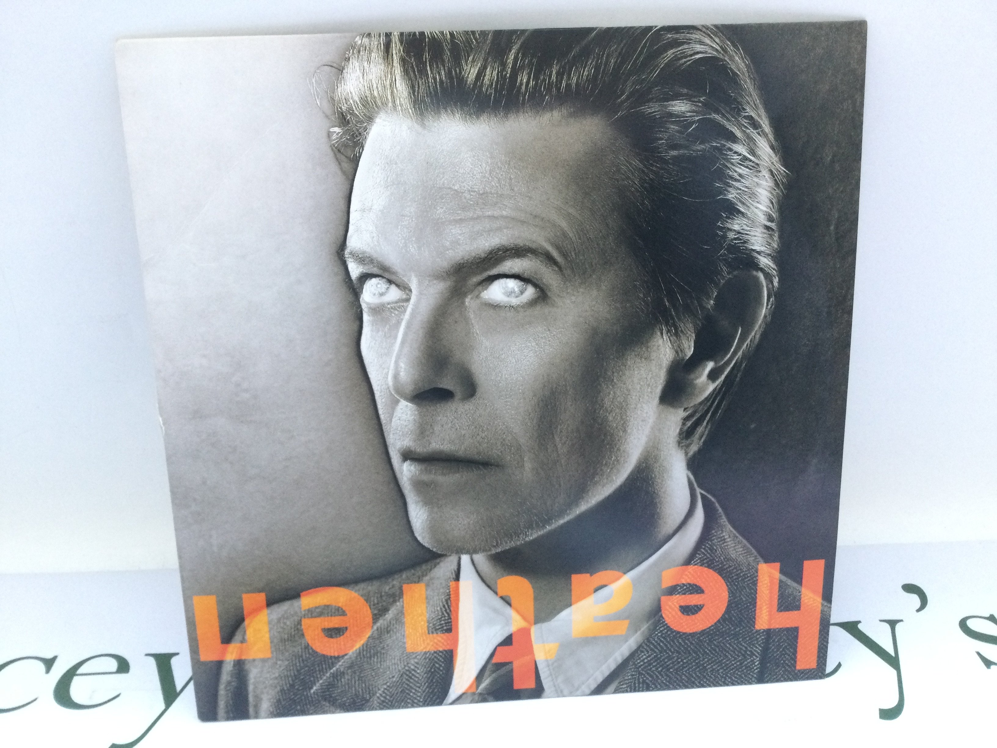 A first UK pressing of the David Bowie LP 'Heathen', 5082221. Sleeve VG+, Vinyl Ex.