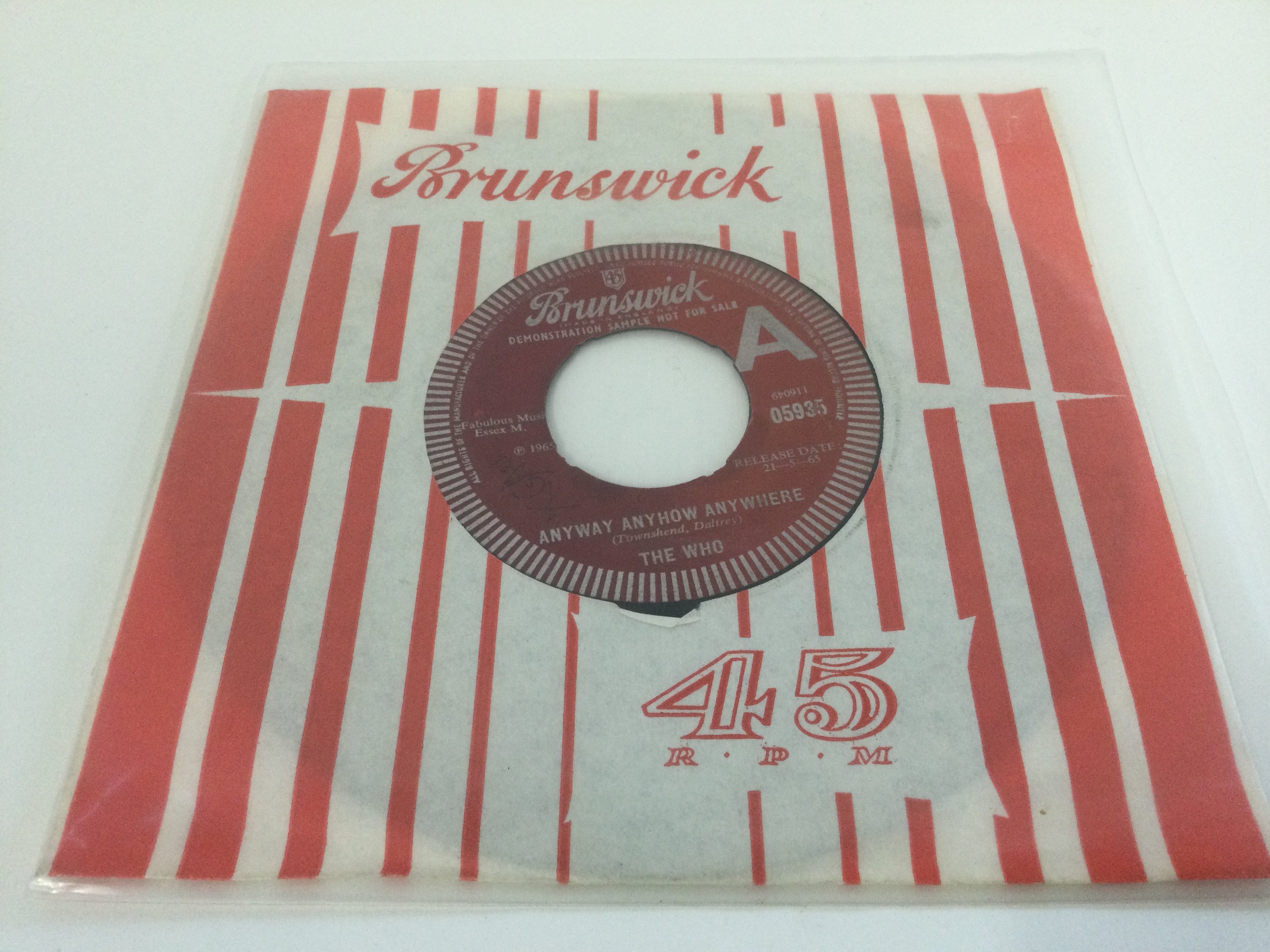 A rare 1965 UK demo of 'Anyway Anyhow Anywhere" b/w 'Daddy Rolling Stone' by The Who. Brunswick 05935. EX/EX.