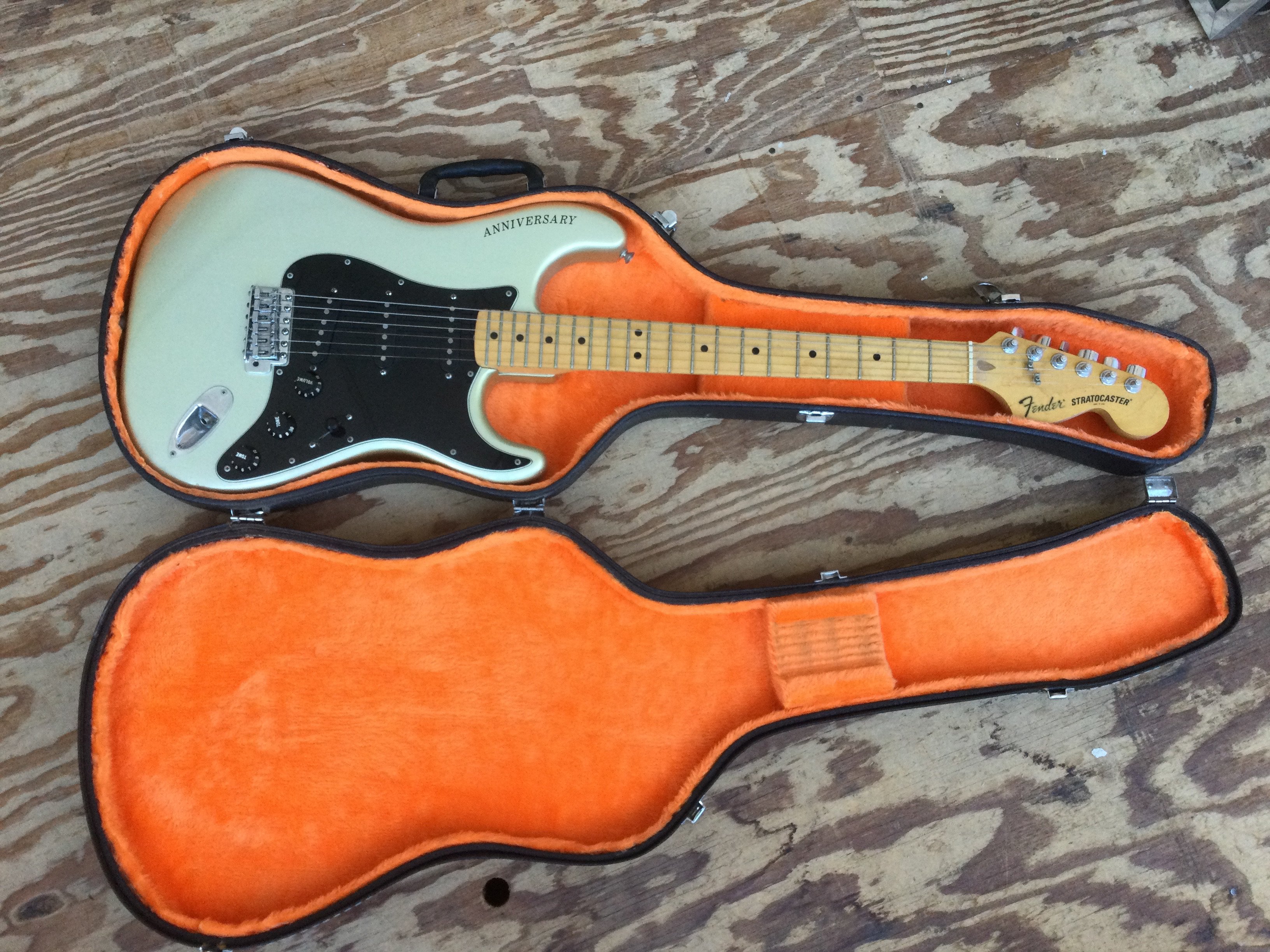 A 1979 25th anniversary Fender Stratocaster electric guitar with original case. Serial number 252945. The guitar was purchased from new by Paul Williams, former early member of Mud.