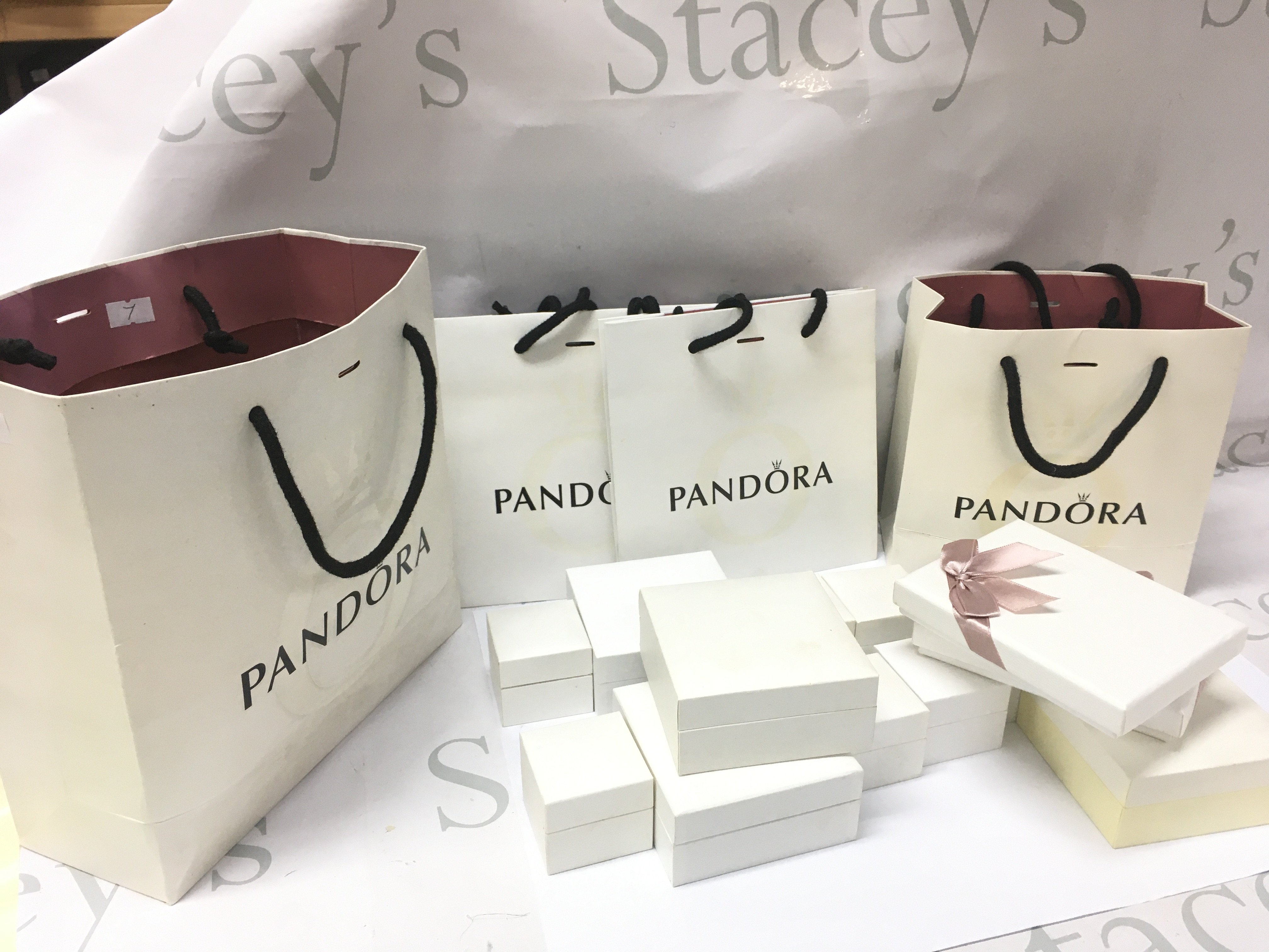 17 Pandora boxes and bags , postage category B
