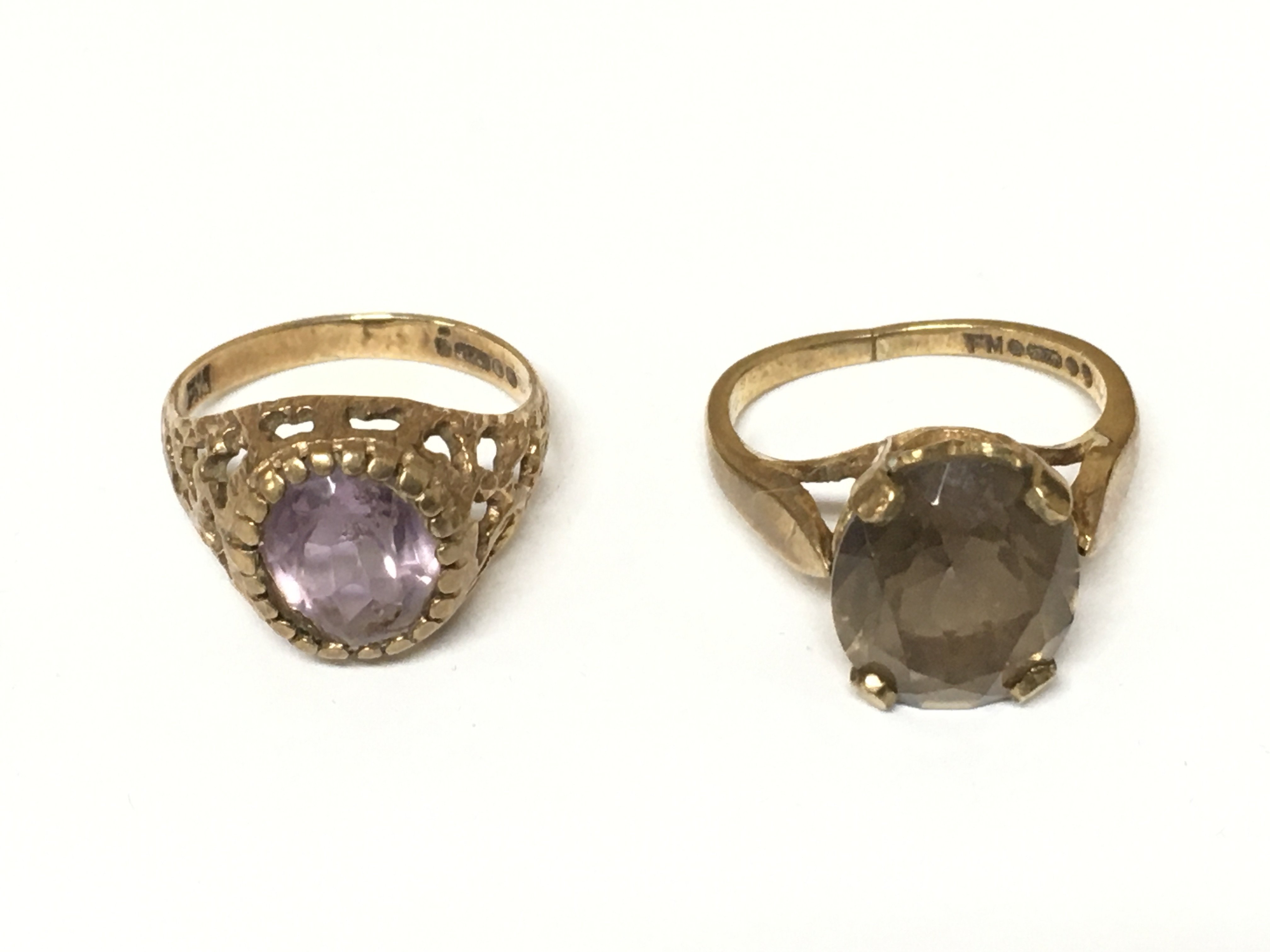 Two 9ct rings one set with quartz. Size G and J total weight 5.70g