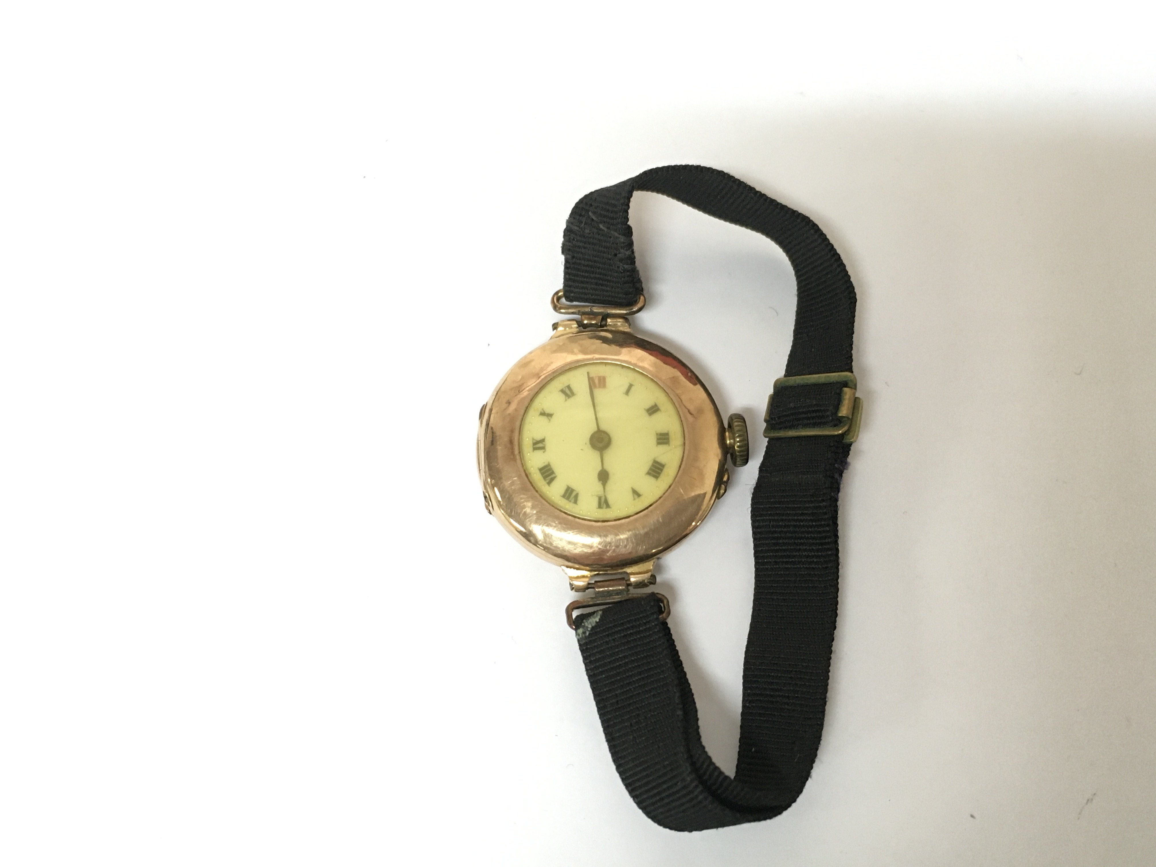 A 9ct gold ladies wrist watch, not seen running. 15g