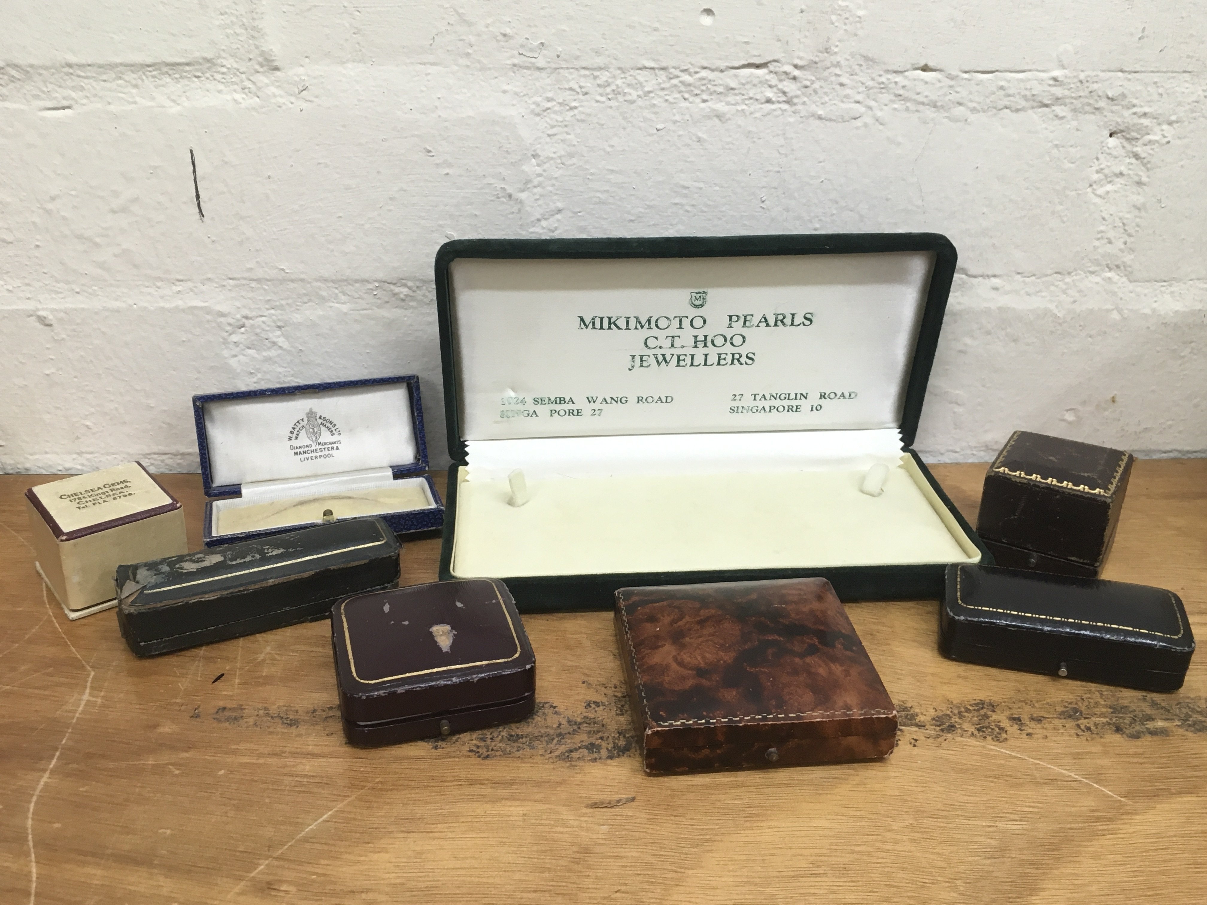 A Mikimoto pearls vintage box and other jewellery boxes. Postage category B