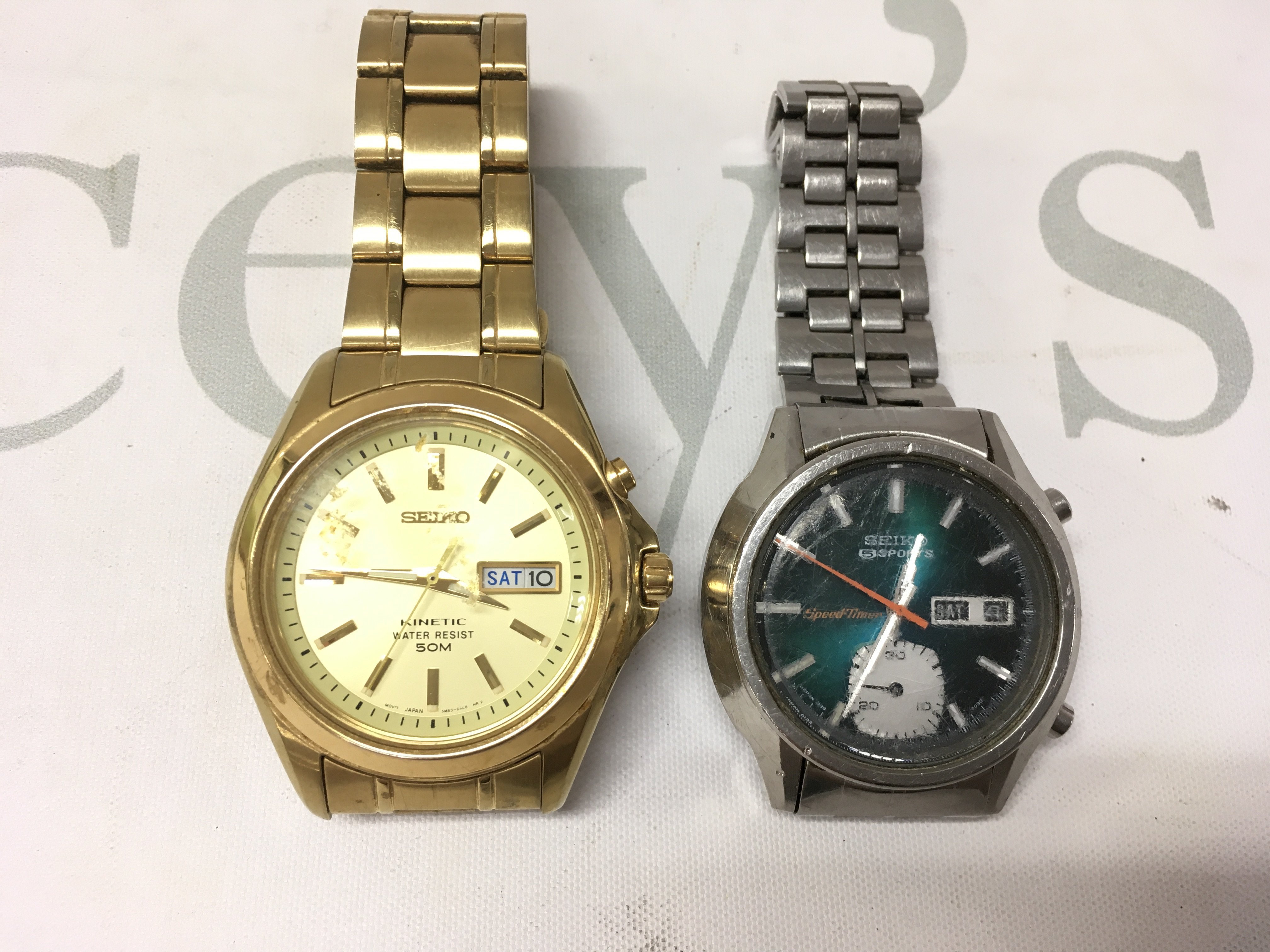 Two gents Seiko wrist watches. Postage B