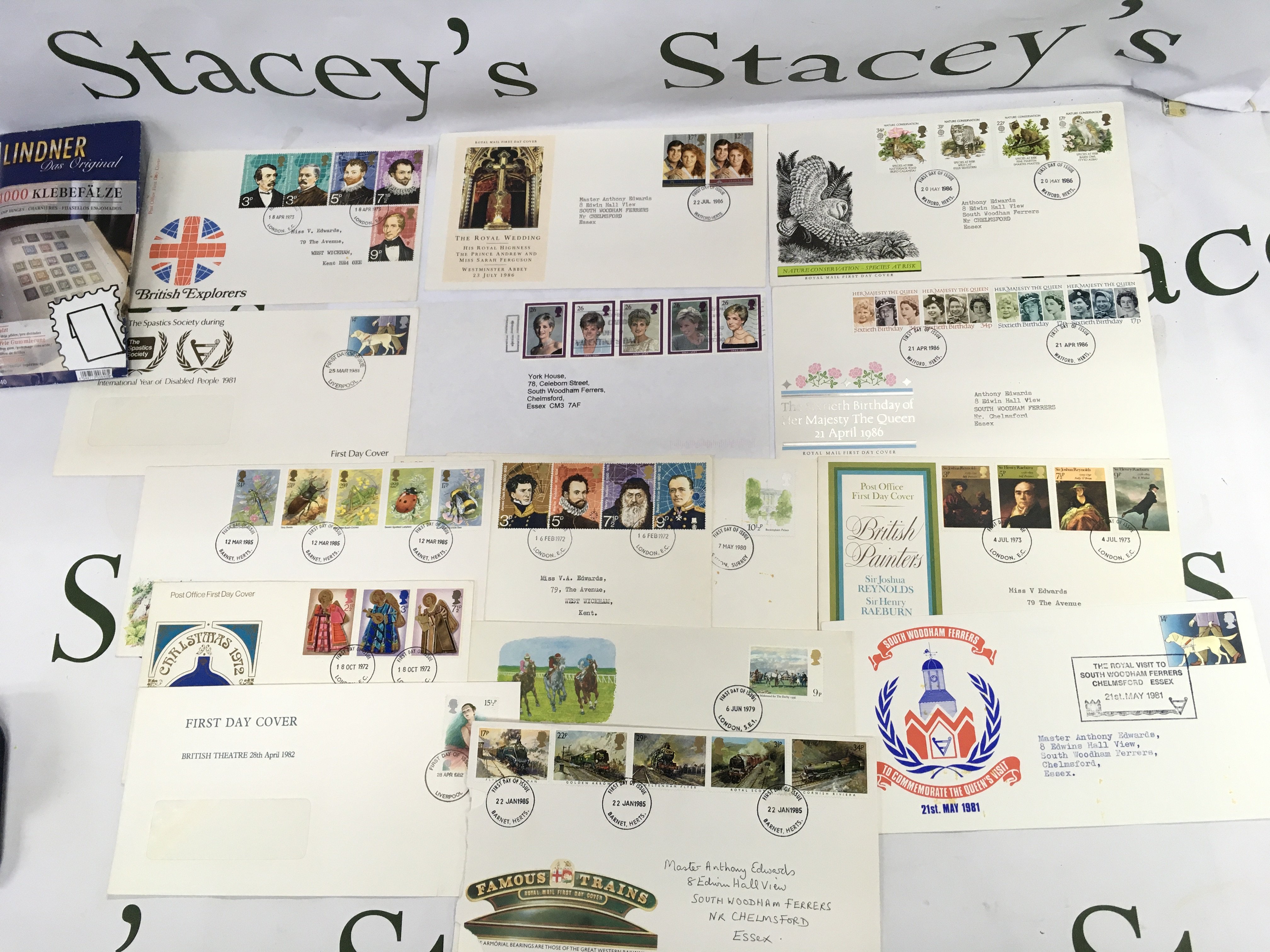 A small collection of assorted first day covers and book of stamps.