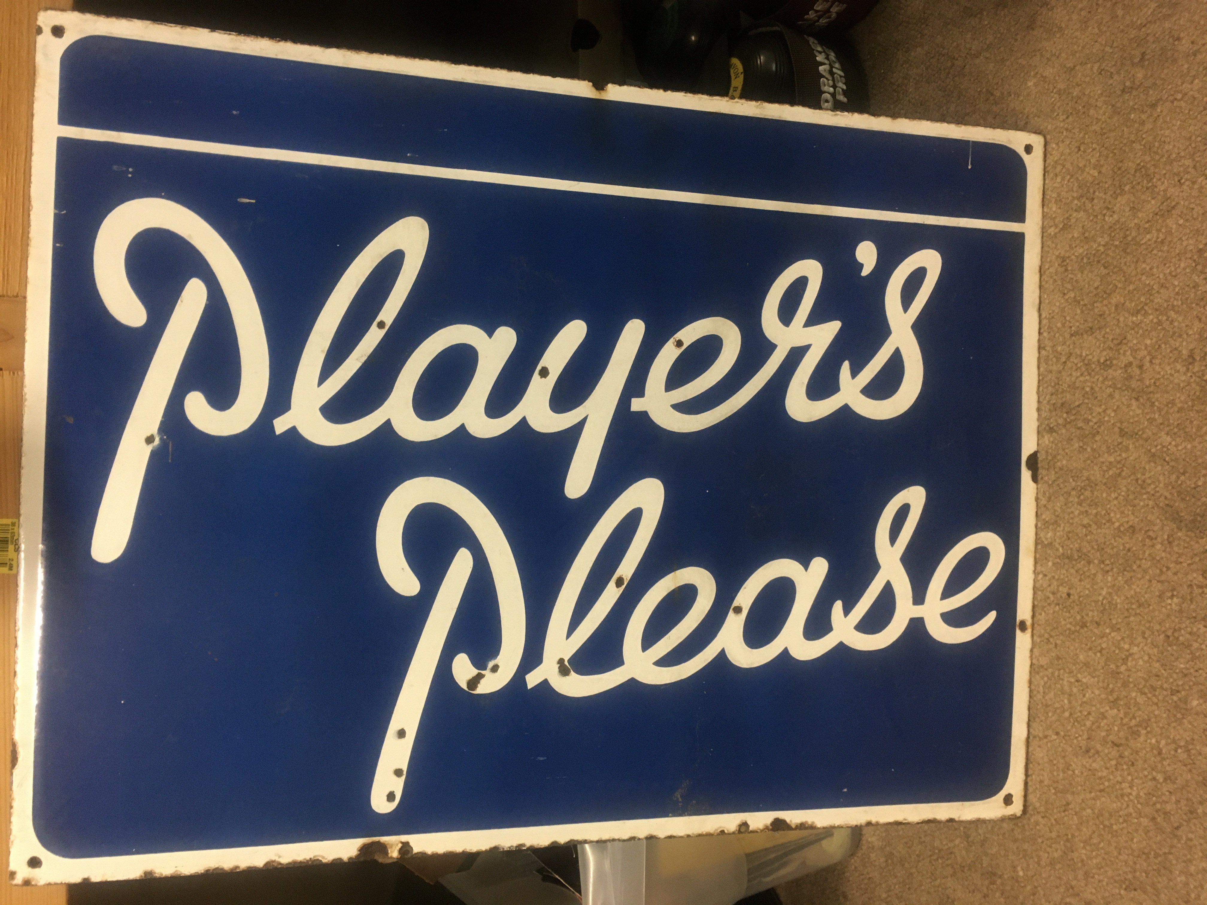 A double sided enamel sign player&#2013266057۪s please. 45 x 60 cm