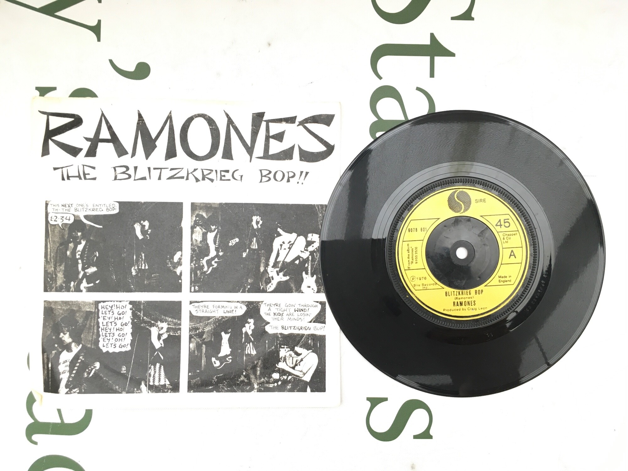 A first UK pressing of The Ramones - Blitzkrieg Bop 7" single in a picture sleeve. Vinyl EX.