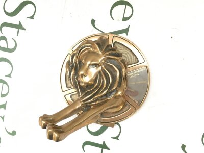 A 1992 Cannes Film Festival bronze lion award awarded to DMB&b advertising for the movie Gearstick.