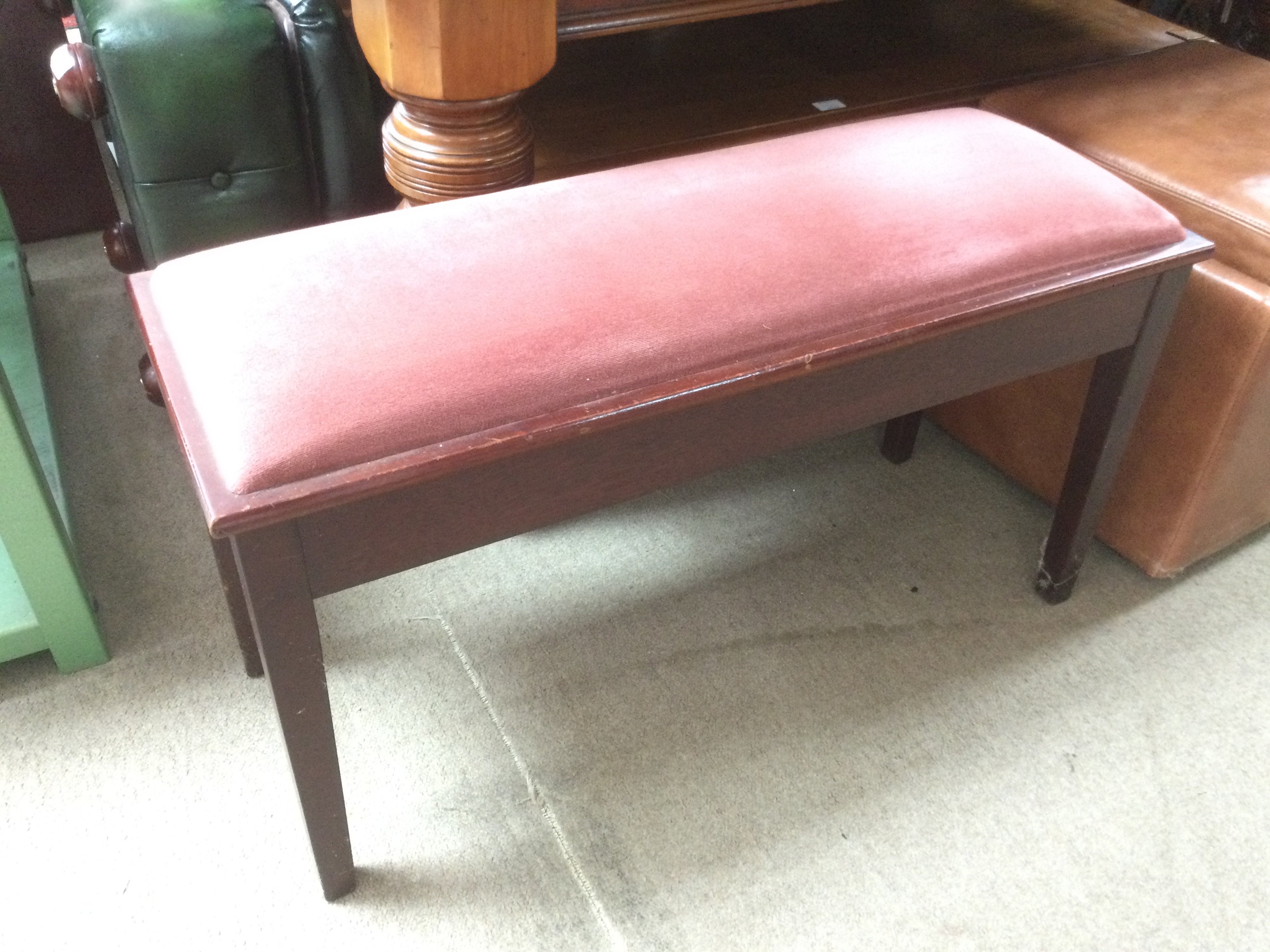 A duet piano stool. Shipping category D.