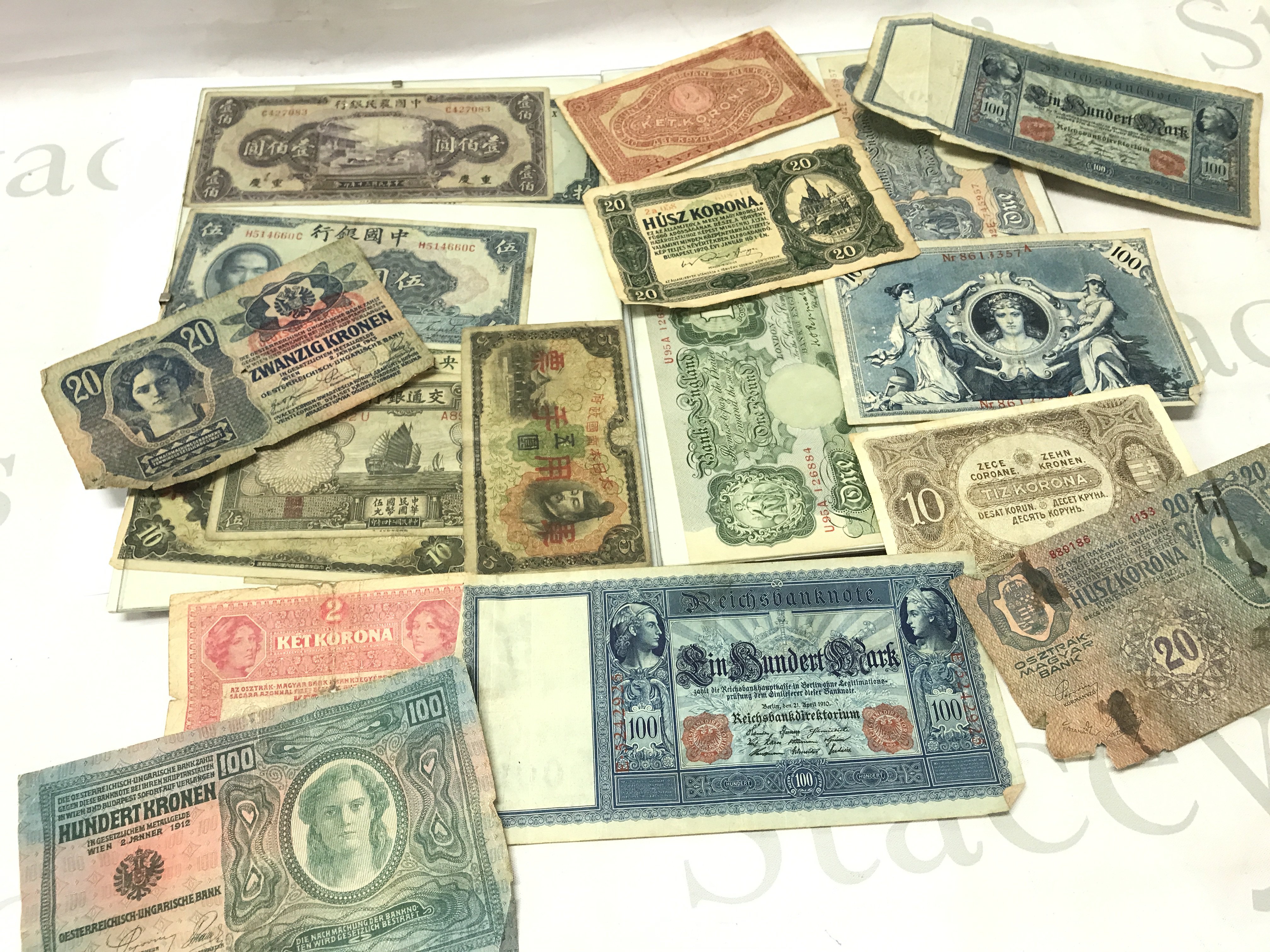 Small collection of bank notes. This lot cannot be posted