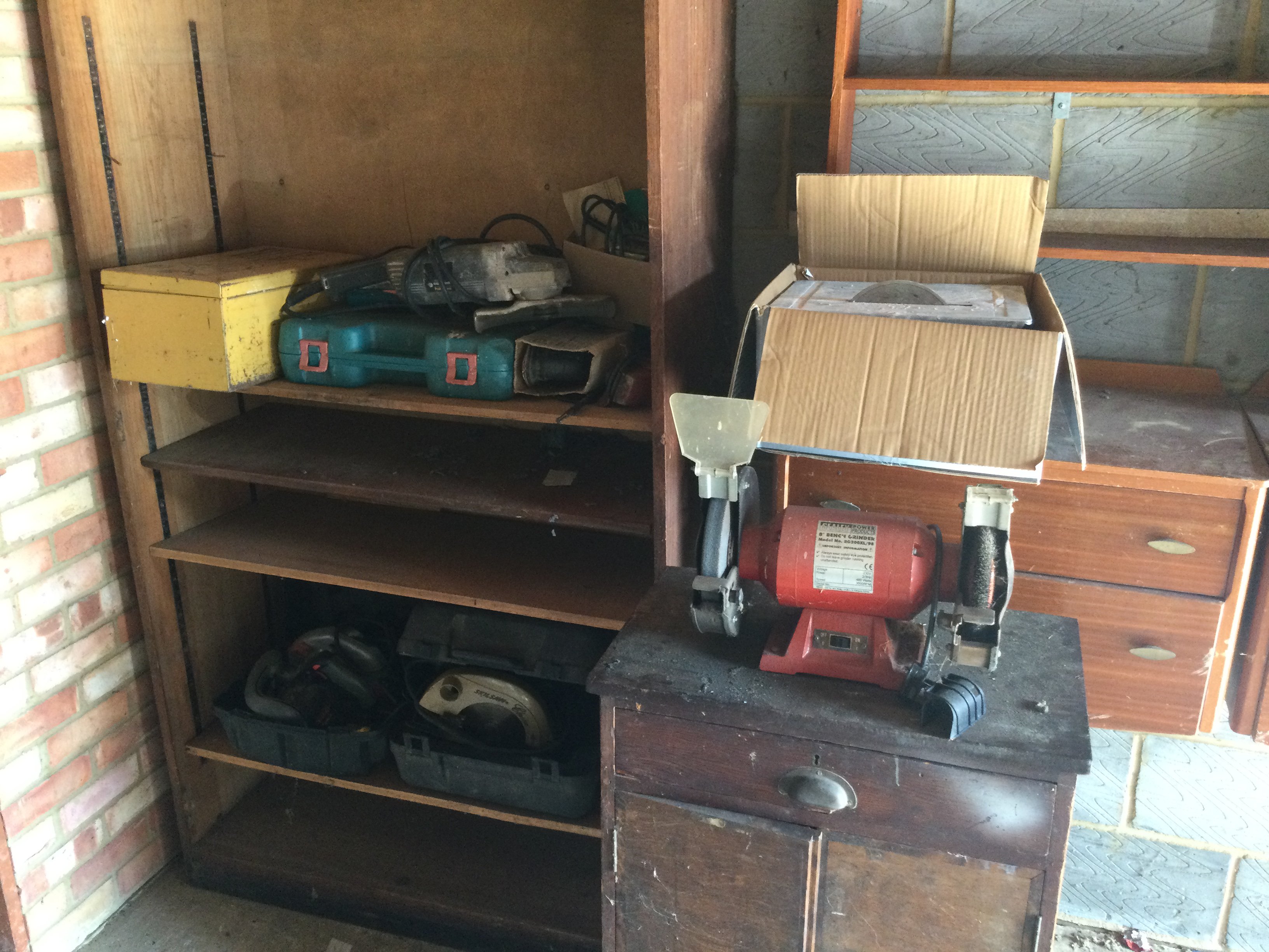 A collective lot including skillsaws power plane bench grinder tile cutter etc. Items sold in situ. Viewing on location in Woodham Mortimer by appointment contact office to arrange.