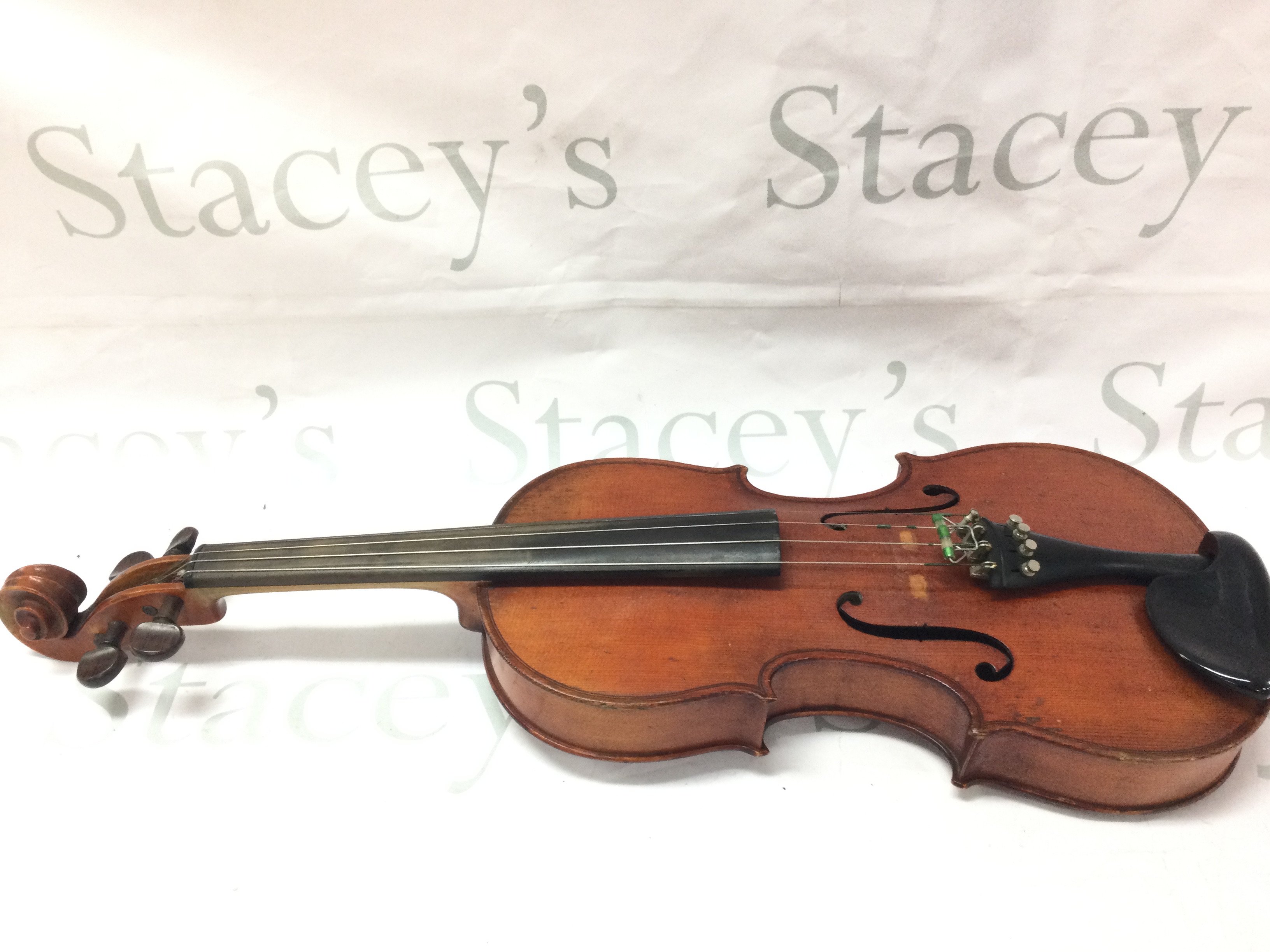 A cased Violin, Gailio 1891 owned by Evelyn Rothwell - Scottish National Orchestra circa 1935, then owned by Mr W Griffin A.R.C.M member of the Vendors family, wife of Sir John Barbirolli including two bows Postage category C