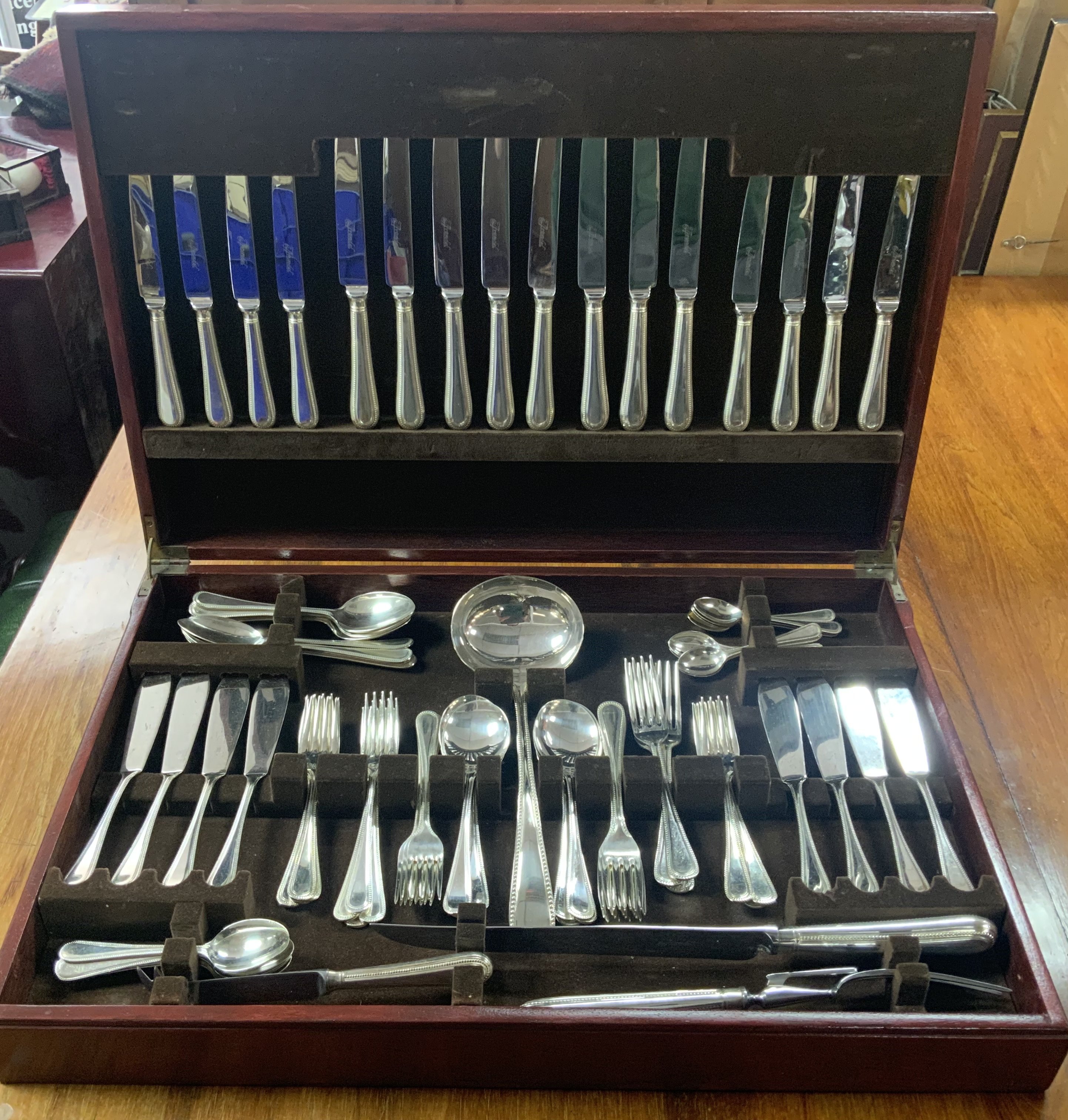 A 1980s Sheffield A1 plate cutlery set.
