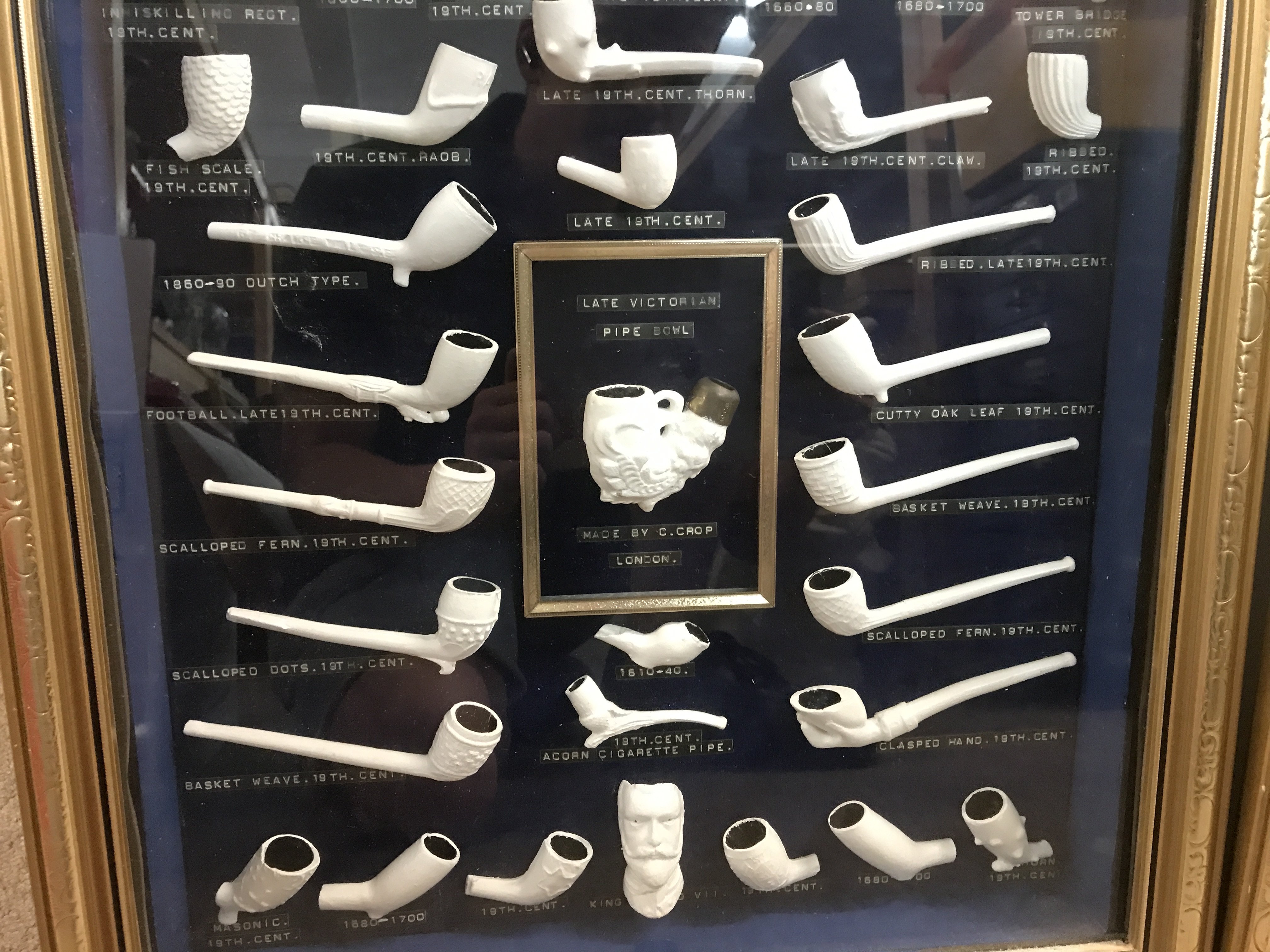 A Collection of 17th - 20th century clay pipes, this lot cannot be posted