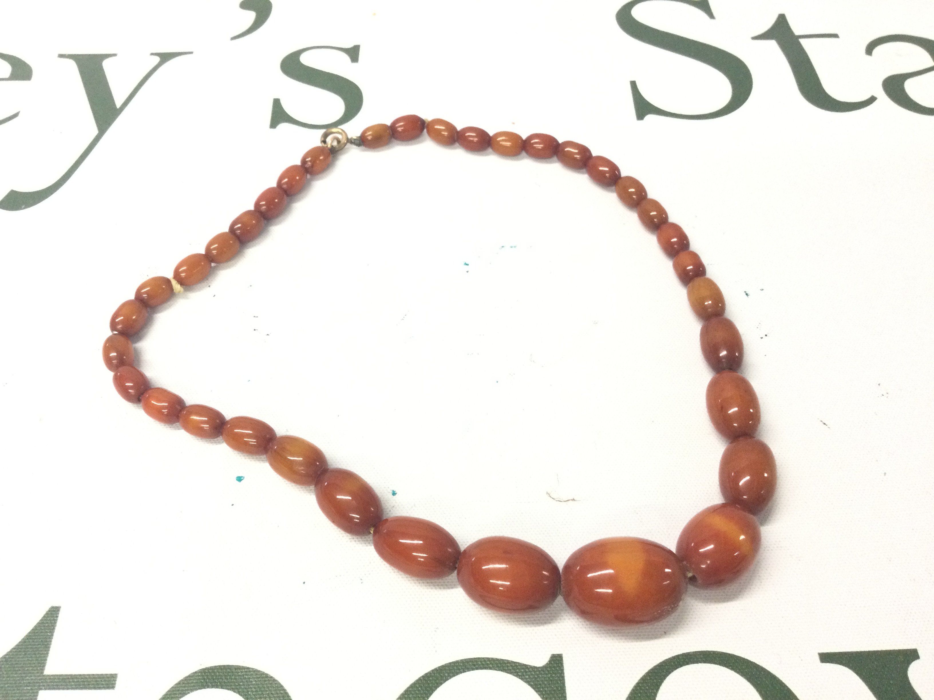 Bakelite Amber Necklace, 44cm 25g
