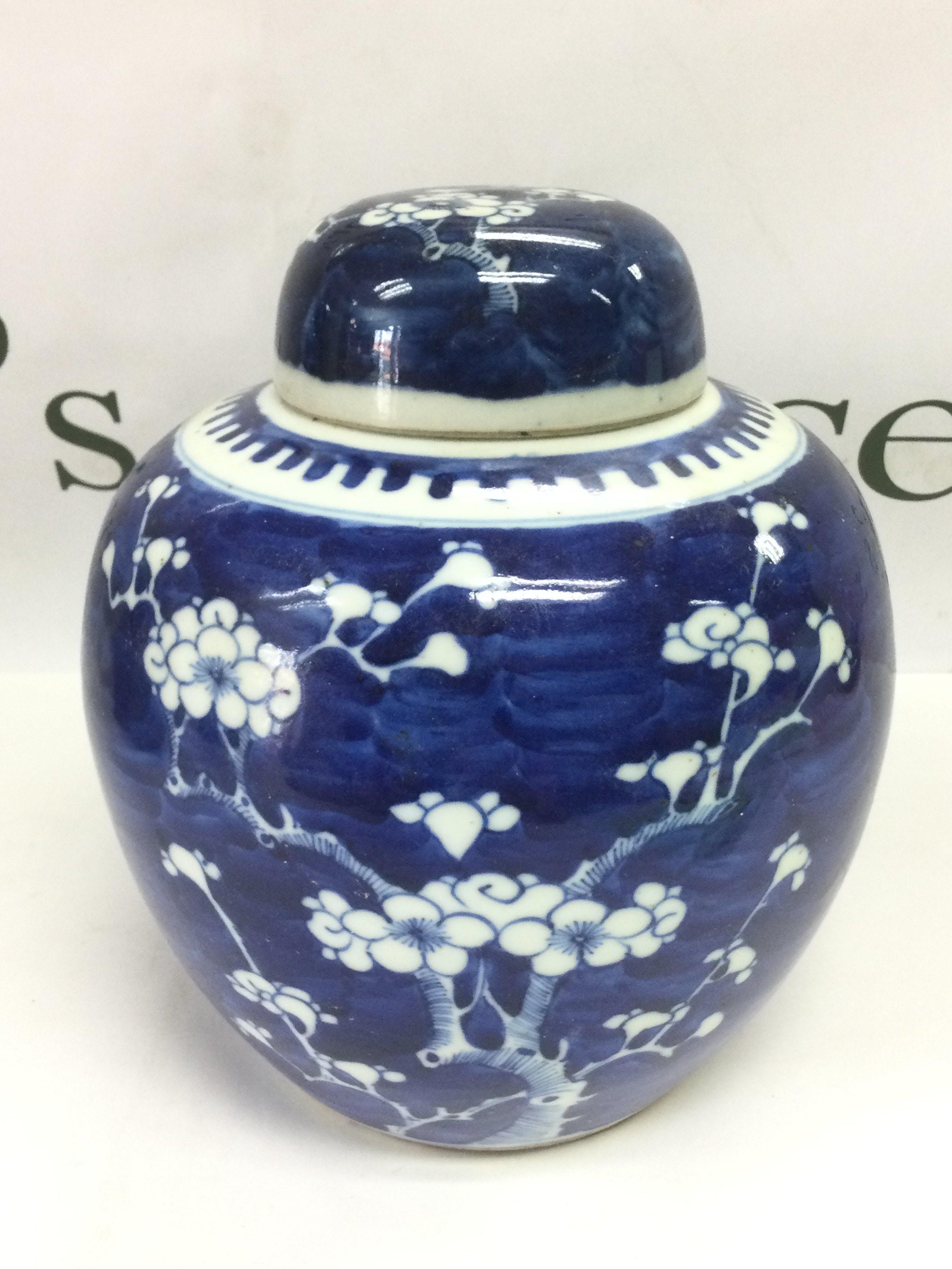 A blue and white ginger jar, aporox height 19cm. Shipping category D.