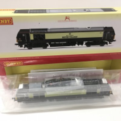 A boxed Hornby model locomotive R3774 DB Class 67. Belmont British Pullman. DCC Ready. 00gauge
