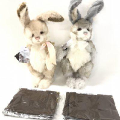 2 Charlie Bears From The Isabelle Collection Spick And Span. Exclusive To The Bear House In Cornwall. Ltd Editions # 202/250. With Bags And Tags.