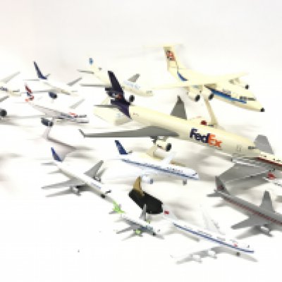 A Collection of Plastic and Diecast Model Aircraft. No Reserve.