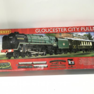 A boxed Hornby 00 gauge model railway set R1177. Gloucester City Pullman. DCC ready. Appears unused. No reserve
