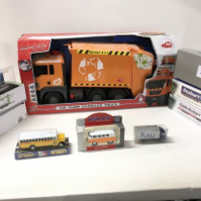 A collection of 10 boxed model vehicles mainly commercial by assorted manufacturers including Atlas 1:76&hellip;Dickie toys..Oxford 1:76...Lledo etc. no reserve
