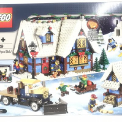 A Boxed And Sealed Lego Winter Village Cottage. #10229.