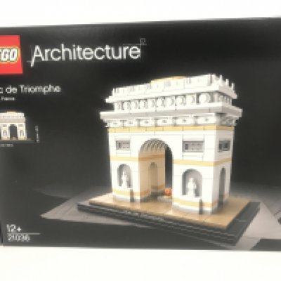 A Boxed Lego Architecture Arc De Triomphe. #21036