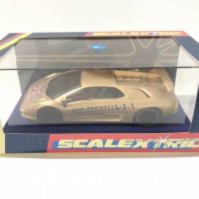 A Boxed Scalextric Gold Diablo 1998 Presentation Special Edition number 139 of 300. #C2069.
