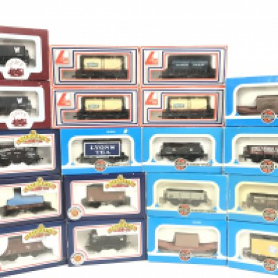 A Collection of Boxed 00 Gauge Wagons Including Bachmann. Airfix. Llima and Dapol.