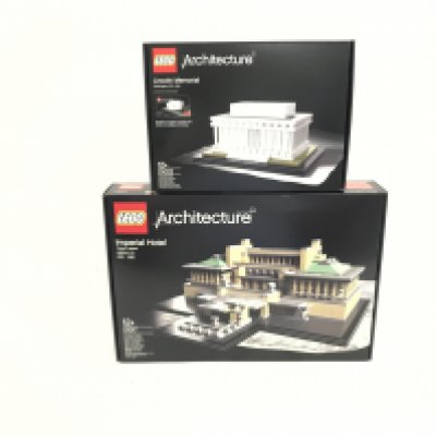 2 boxed and sealed Lego sets. To include Imperial Hotel 21017. Lincoln Memorial 21022. No reserve.