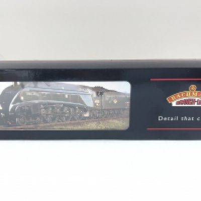 A Boxed Bachmann 00 Gauge A4 60007 Sir Nigel BR Limed Green. #31-954A.