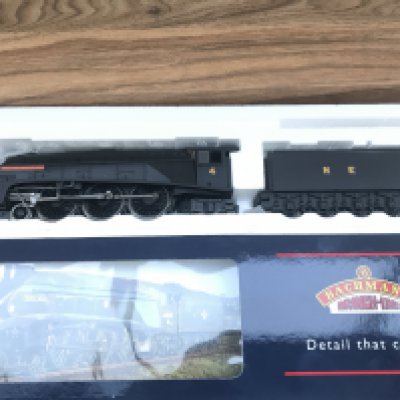 A Boxed Bachmann 00 Gauge A4 Locomotive William Whitelaw. #31-972. Limited Edition.