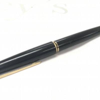 A Mont Blanc pen. Postage category A