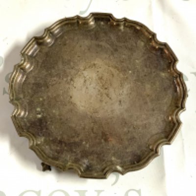 WITHDRAWN - A hallmarked silver 3 footed tray. 590g (A)