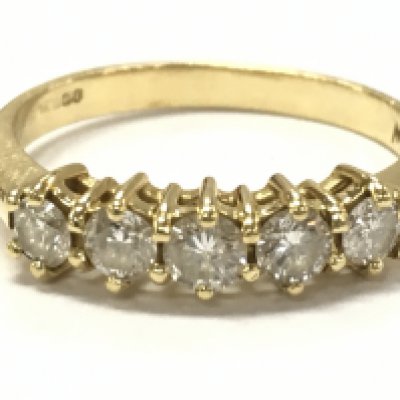 18ct gold 5 stone diamond ring, size O, 3.3g total weight