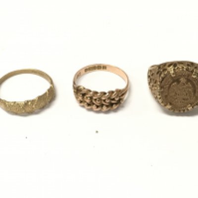Three 9ct gold rings, Approx weight 8.47 grams