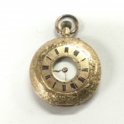 A 14k gold cased half hunter pocket watch. Shipping category A.