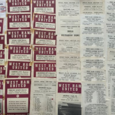 West Ham Youth + Reserve Football Programmes: Mainly late 50s to 70s with earlier ones having tape marks. Plenty of good condition ones to include 61/62 Watford Colts, Chelsea LCC. (est 50)