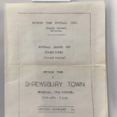 60/61 League Cup Swindon Town v Shrewsbury Town Football Programme: Four page 2nd replay programme in good condition with no team changes. Fold.